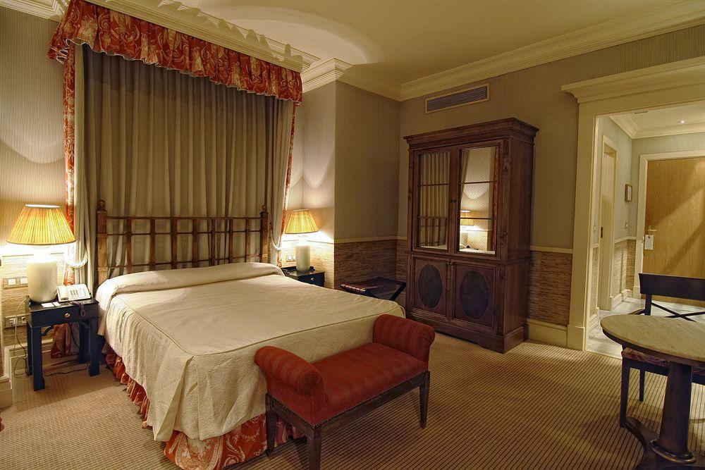 Hotel Adler Madrid Exterior foto