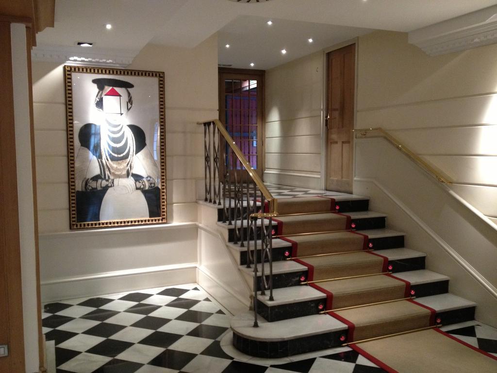 Hotel Adler Madrid Exterior foto