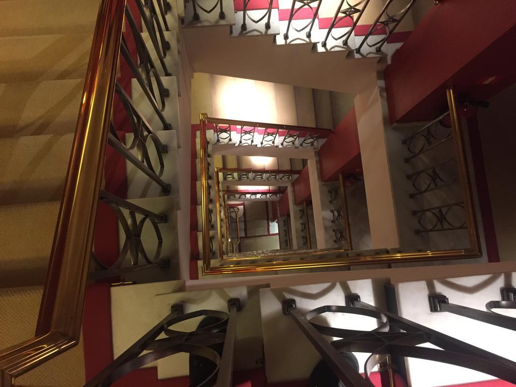 Hotel Adler Madrid Exterior foto