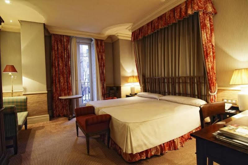 Hotel Adler Madrid Exterior foto
